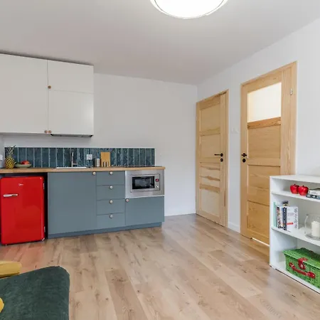 Apartment Retro Apartment - 12 Min To Old Town Gdansk,Pkp & Shopping Mall Danzig