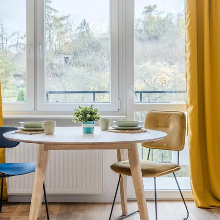 Retro Apartment - 12 Min To Old Town Gdansk,Pkp & Shopping Mall *
